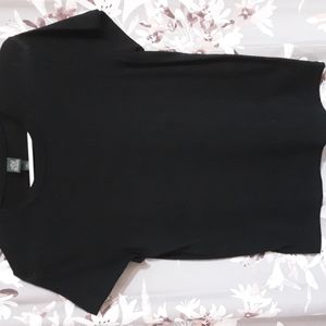 WOMAN'S SHORT SLEEVE TOP